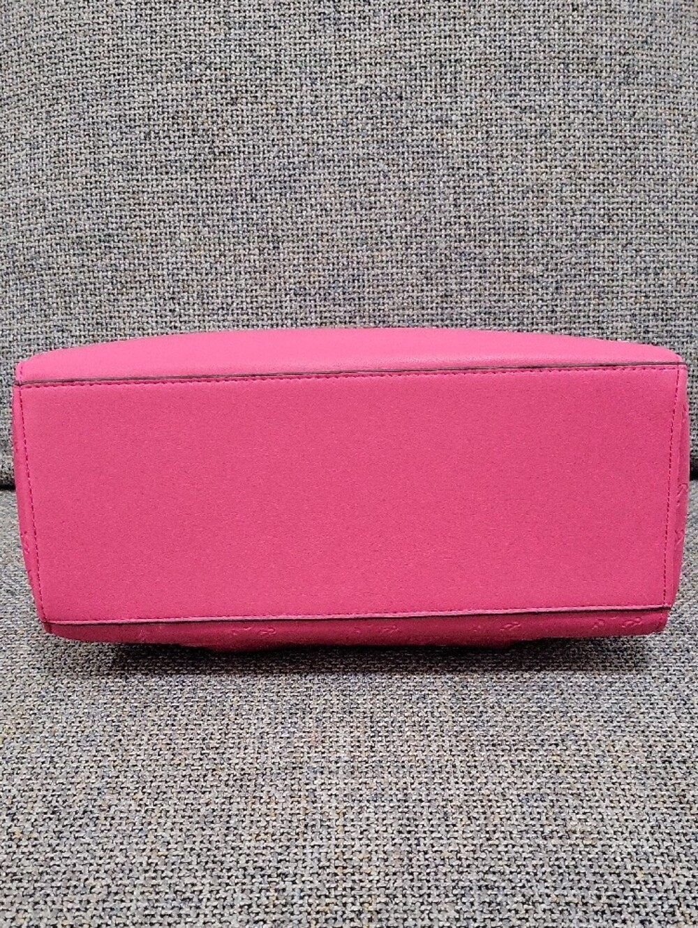 JUICY COUTURE 2pc Pull Out Pouch Satchel in Pink Flash/Duty Blush - Picture 16 of 17